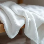 ein experte erklärt, warum handtücher nach nur zwei monaten zu keimschleudern werden und wie sie ihre hygiene verbessern können.